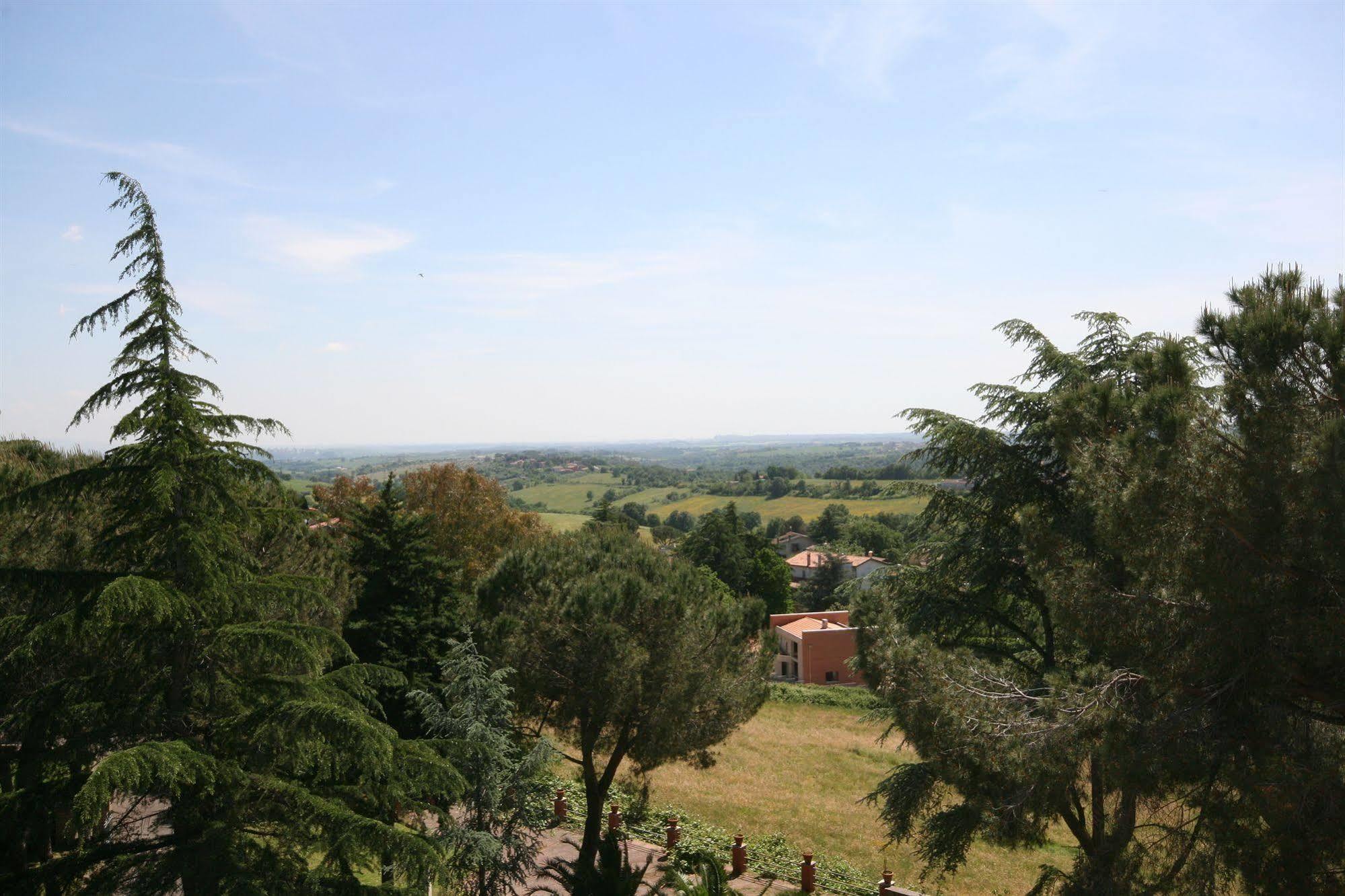 Hotel Parco Santa Rita Sacrofano Esterno foto