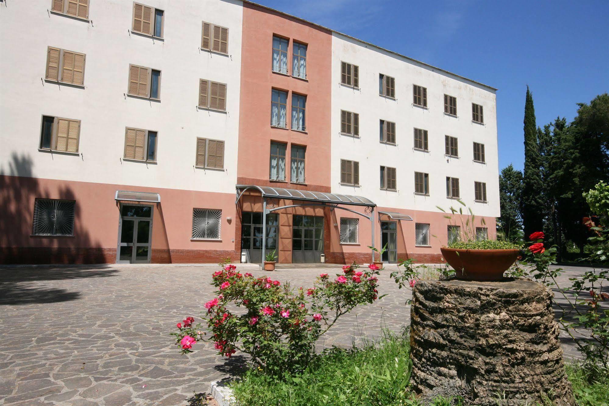 Hotel Parco Santa Rita Sacrofano Esterno foto