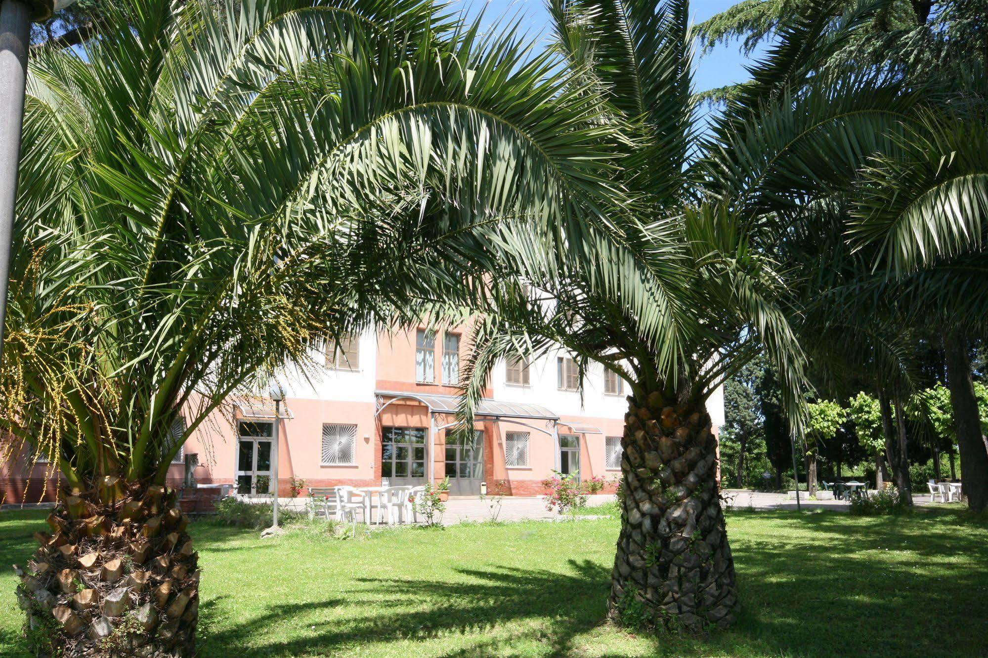 Hotel Parco Santa Rita Sacrofano Esterno foto